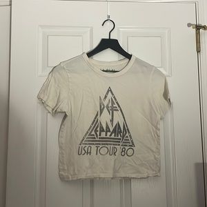 American Eagle Def Leppard Tee with Studs - Size S